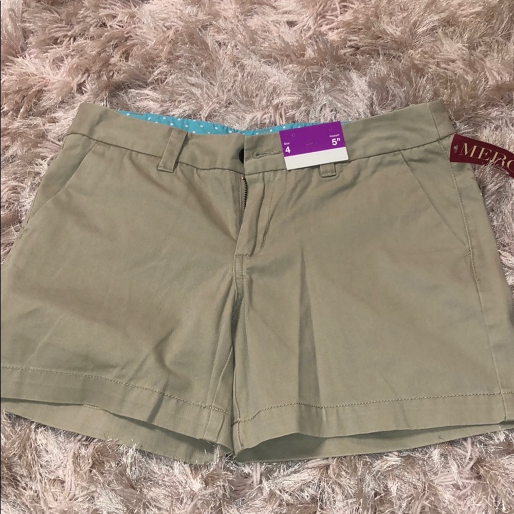Khaki shorts